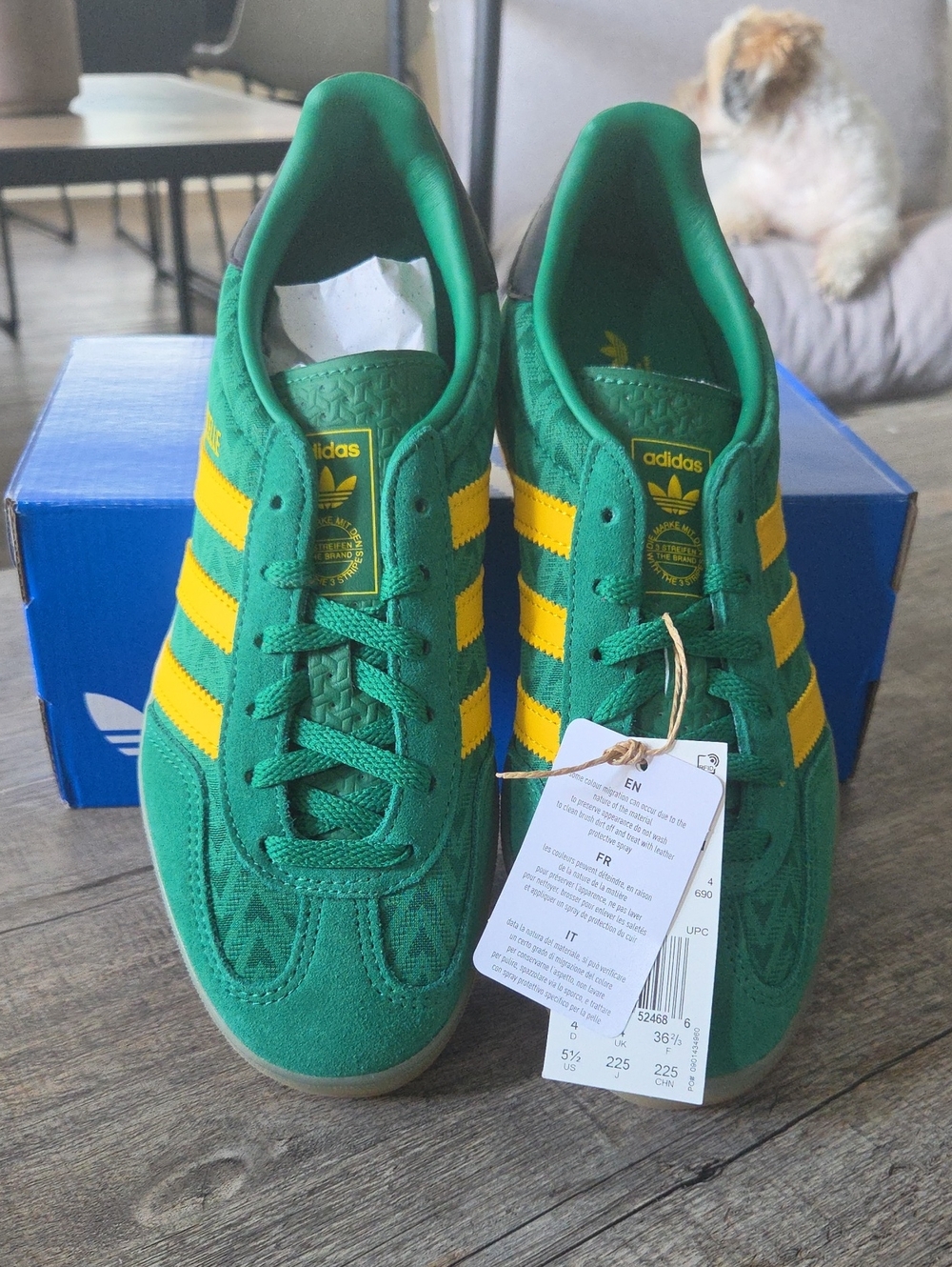 NWT Adidas Women's Gazelle Indoor 'Bold Green EQT Yellow' Shoes JR2416 - Picture 3 of 12
